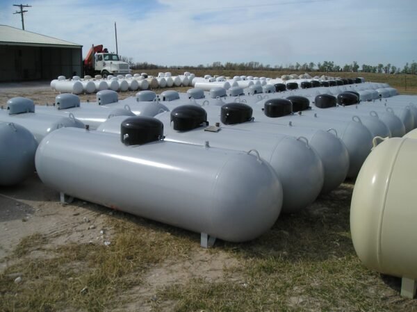 Underground-500-gallon-propane-tanks-KT-600x449-1.jpg 500 Gallon Propane Tank – Above- or Underground Configuration - Image 1