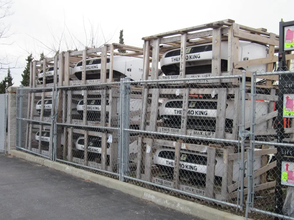 thermo-king-t-series-truck-refrigeration-unit-1.webp Thermo King T-Series Truck Refrigeration Unit - Image 1